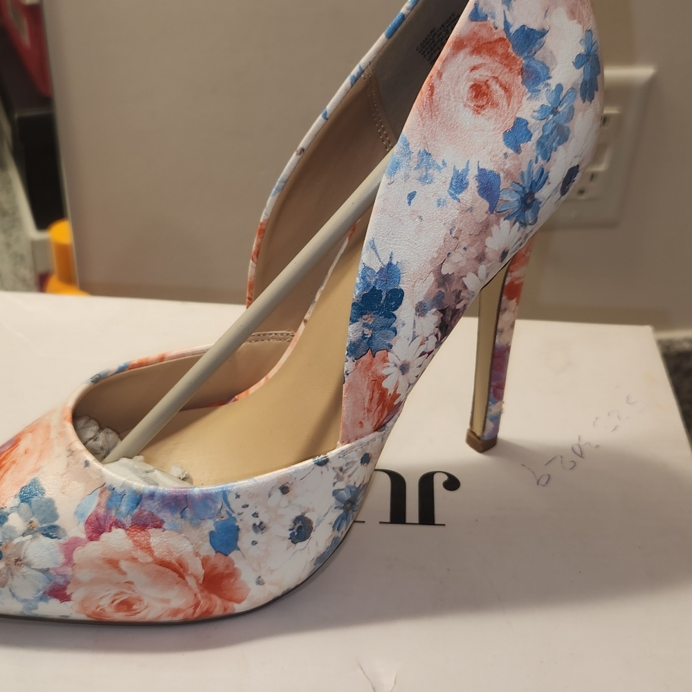 Cute pumps - Picture 4 of 4